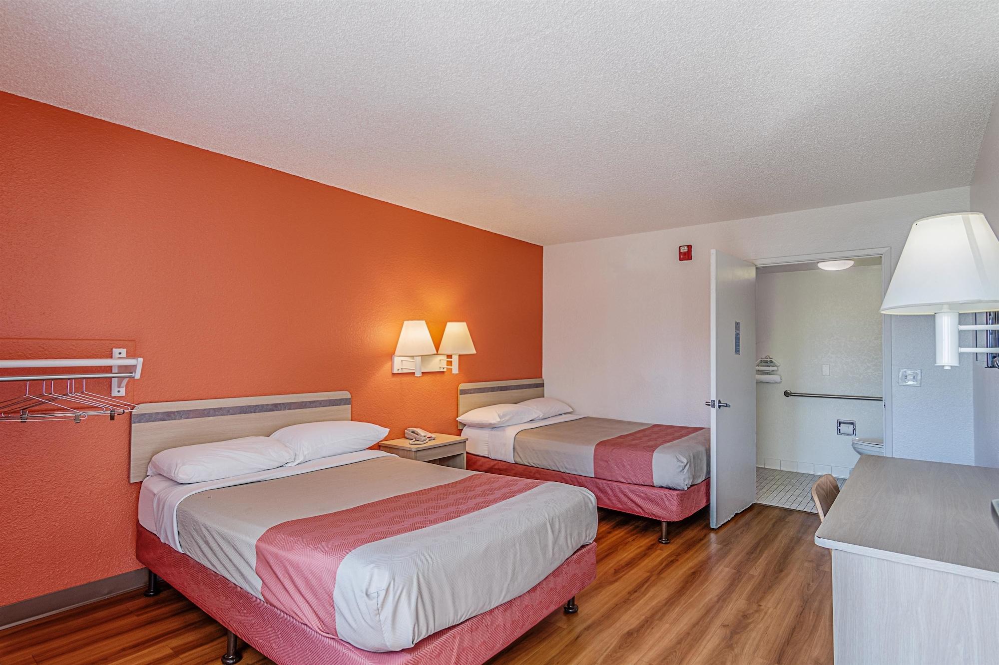 Park Inn By Radisson, Modesto Exteriér fotografie