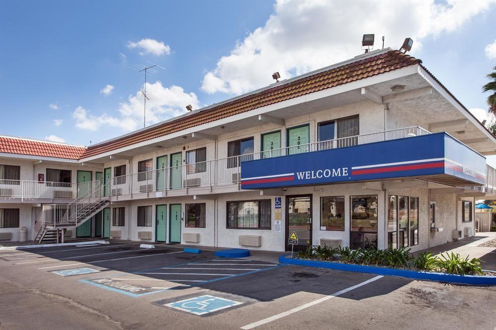 Park Inn By Radisson, Modesto Exteriér fotografie