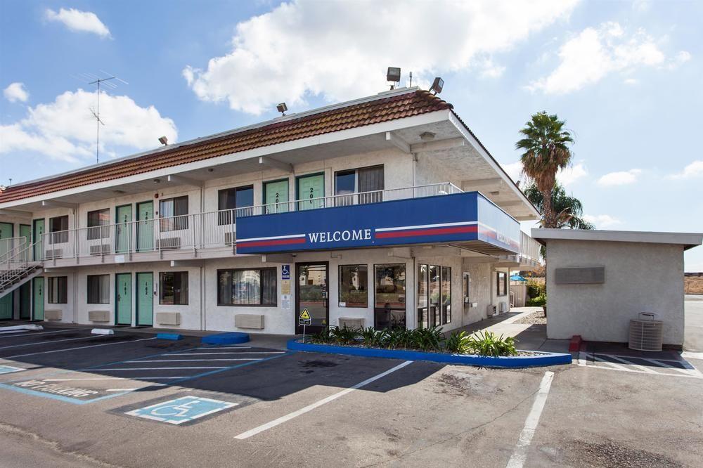 Park Inn By Radisson, Modesto Exteriér fotografie