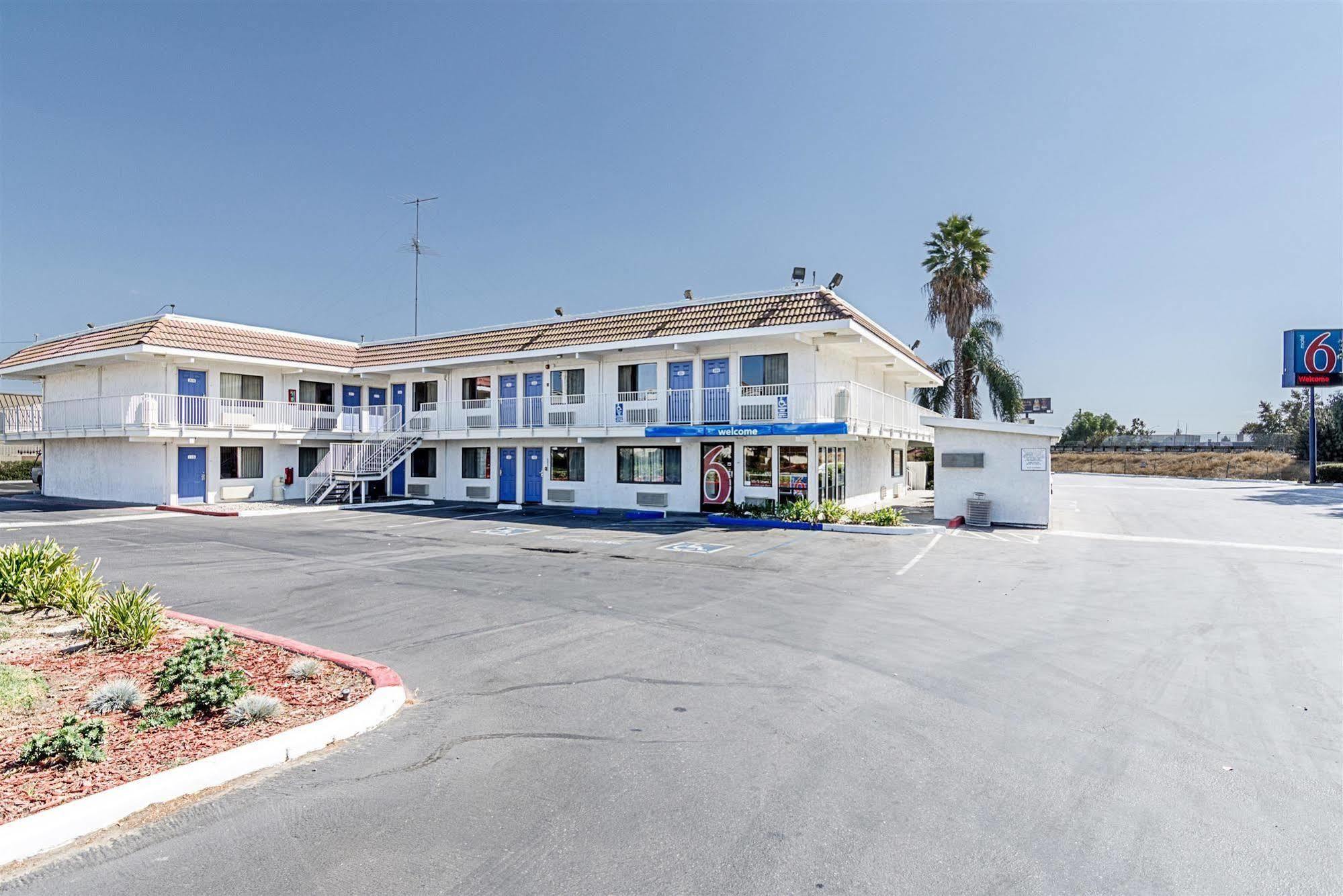 Park Inn By Radisson, Modesto Exteriér fotografie